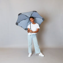 Load image into Gallery viewer, 2020 Classic Houndstooth Blunt Umbrella Model Front View