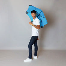 Load image into Gallery viewer, 2020 Metro Blue Blunt Umbrella Model Side View