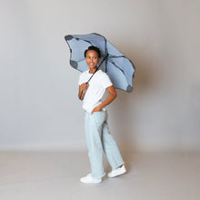 Load image into Gallery viewer, 2020 Metro Houndstooth Blunt Umbrella Model Side View