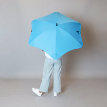 Load image into Gallery viewer, 2020 Classic Blue Blunt Umbrella Model Back View