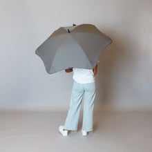 Load image into Gallery viewer, 2020 Classic Charcoal Blunt Umbrella Model Back View