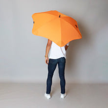 Load image into Gallery viewer, 2020 Classic Orange Blunt Umbrella Model Back View