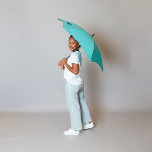 2020 Mint Coupe Blunt Umbrella Model Side View