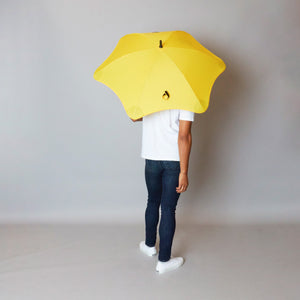 2020 Yellow Coupe Blunt Umbrella Model Back View