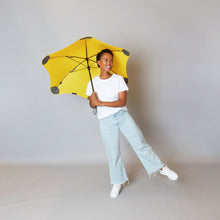 Load image into Gallery viewer, 2020 Yellow Coupe Blunt Umbrella Model Front View