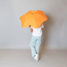 Load image into Gallery viewer, 2020 Metro Orange Blunt Umbrella Model Back View