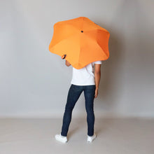 Load image into Gallery viewer, 2020 Metro Orange Blunt Umbrella Model Back View