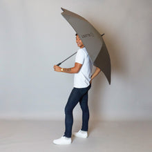 Load image into Gallery viewer, 2020 Charcoal/Black Sport Blunt Umbrella Model Side View